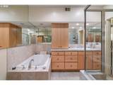 1135 Irving St - Photo 22