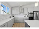 557 Sea View Dr - Photo 16