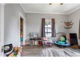 210 Rosewood St - Photo 21