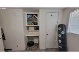 724 Laurance St - Photo 10