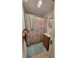 724 Laurance St - Photo 12