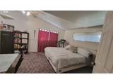 724 Laurance St - Photo 14