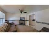 724 Laurance St - Photo 5