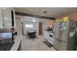724 Laurance St - Photo 7