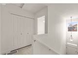 1703 Clinton St - Photo 16