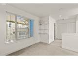 1703 Clinton St - Photo 23