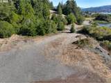 0 Bank Rogue River - Photo 13