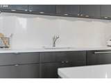 937 Glisan St - Photo 17