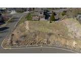 2683 Mt Hood Dr - Photo 12