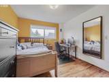 908 Gaines St - Photo 12