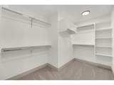 818 35TH St - Photo 37