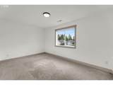 818 35TH St - Photo 38