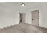 818 35TH St - Photo 44