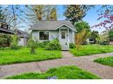 941 10TH St - Photo 1