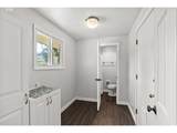 1128 11TH St - Photo 11