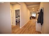 1683 Quartz Dr - Photo 2