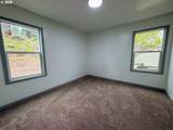 215 Humbolt St - Photo 16