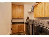 521 Mt Mazama St - Photo 10