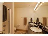 521 Mt Mazama St - Photo 19
