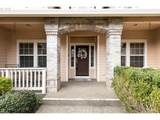 521 Mt Mazama St - Photo 2