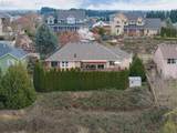 521 Mt Mazama St - Photo 25