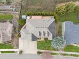 521 Mt Mazama St - Photo 26