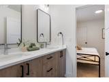 1207 20TH St - Photo 23