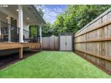 1207 20TH St - Photo 32