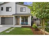 1207 20TH St - Photo 5