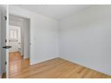 2475 Spruce Ave - Photo 15