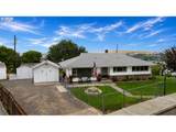 1721 Hailey Ln - Photo 2