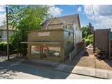 1210 Daniels St - Photo 1