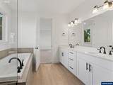 5954 Sorrento St - Photo 9