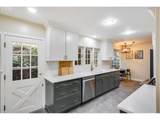992 Westwood Dr - Photo 4
