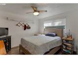 815 4TH St - Photo 21