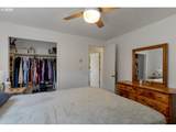 815 4TH St - Photo 22