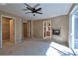 2896 Mapleleaf Ct - Photo 20