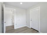 256 Douglas St - Photo 36