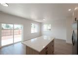 1554 1588 Barn St - Photo 9