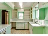 1350 Ivy St - Photo 10