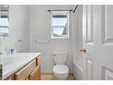 593 Hanover St - Photo 15
