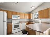 593 Hanover St - Photo 9