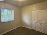 2389 Brooklyn Dr - Photo 10