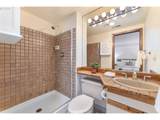 1320 Hall St - Photo 15