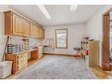 1555 Evergreen St - Photo 14