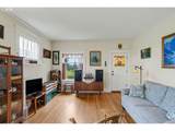 700 Oak St - Photo 10
