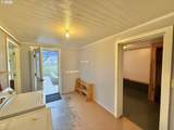 455 3RD St - Photo 16