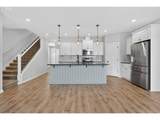 2081 Silverstone Dr - Photo 10