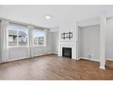 2081 Silverstone Dr - Photo 15