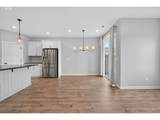 2081 Silverstone Dr - Photo 21